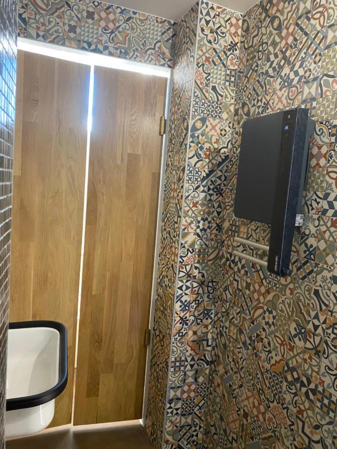 Apartamento Duplex Hammam Au Pied De La Cathedrale Avec Vue Reims Exterior foto